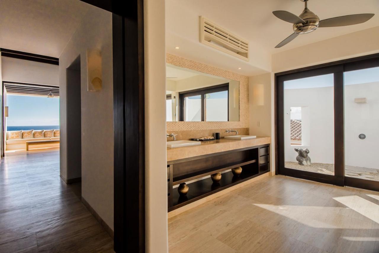 Casa Yvonne Modern Amenities Near Exclusive Golf Course Sleeps 16 Villa San Jose del Cabo Exterior photo
