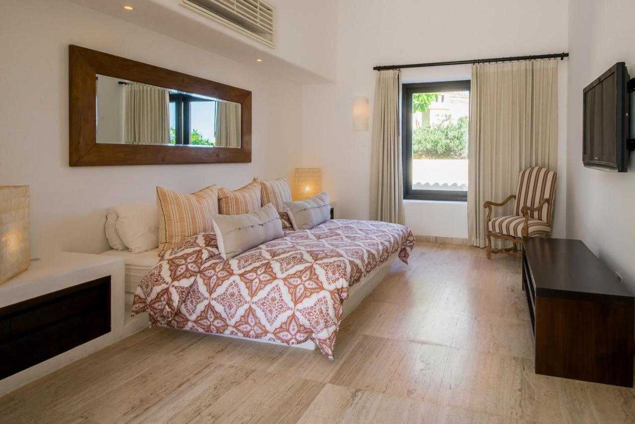 Casa Yvonne Modern Amenities Near Exclusive Golf Course Sleeps 16 Villa San Jose del Cabo Exterior photo